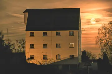 Wickhambreaux Moonrise