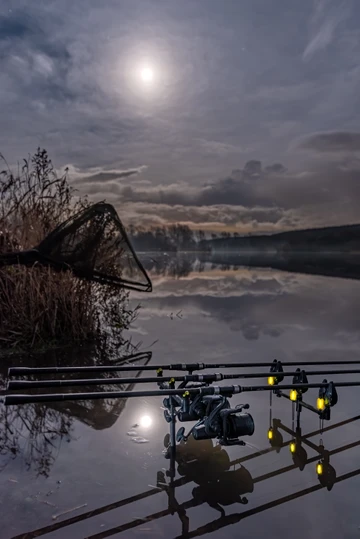 Fordwich And Moon 