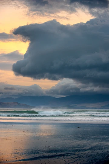 Ireland Pig Cloud Kerry Dingle 