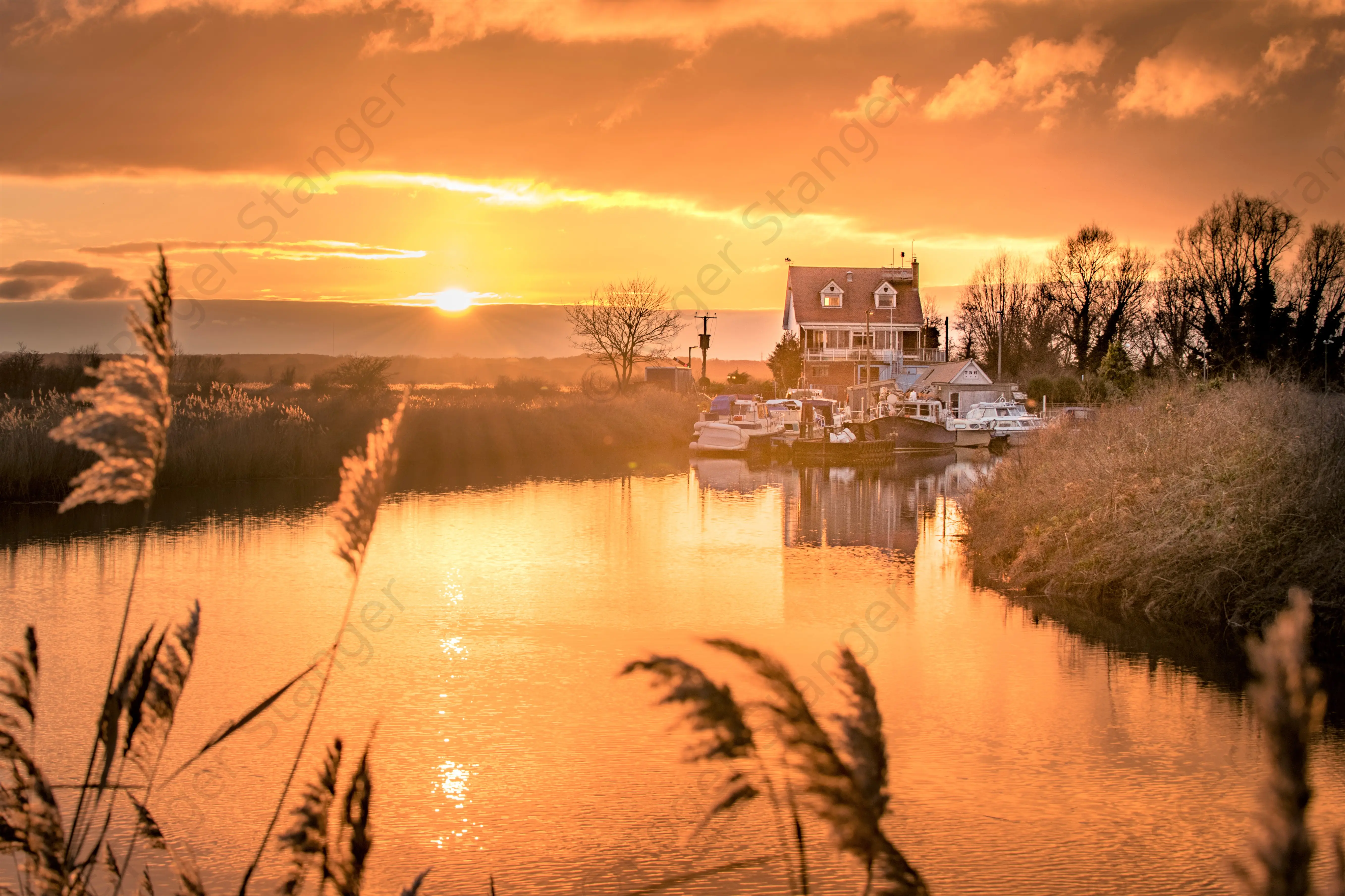 Grove Ferry Boathouse Sunset Landscape 