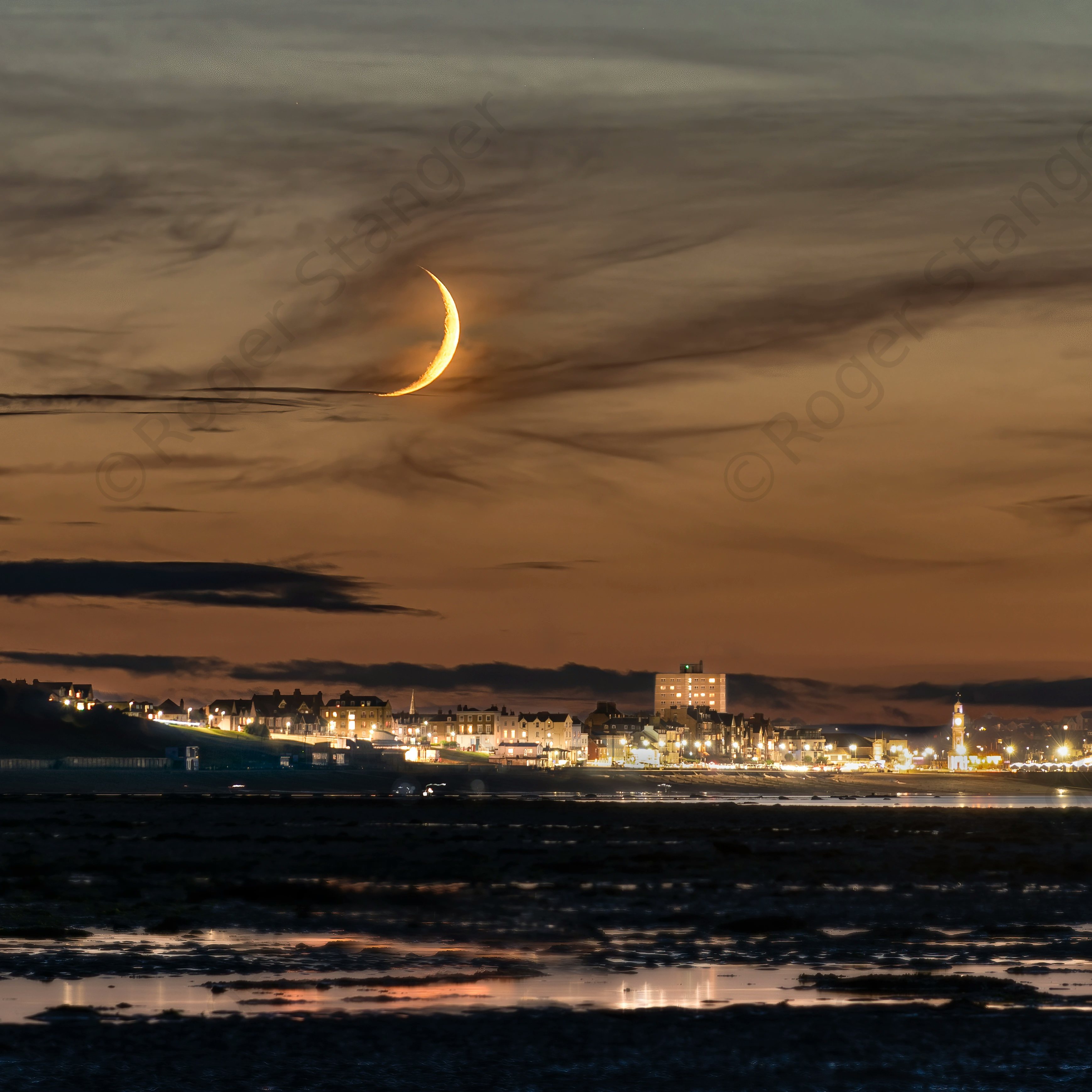 Herne Bay Crescent Moon From Reculver 1x1