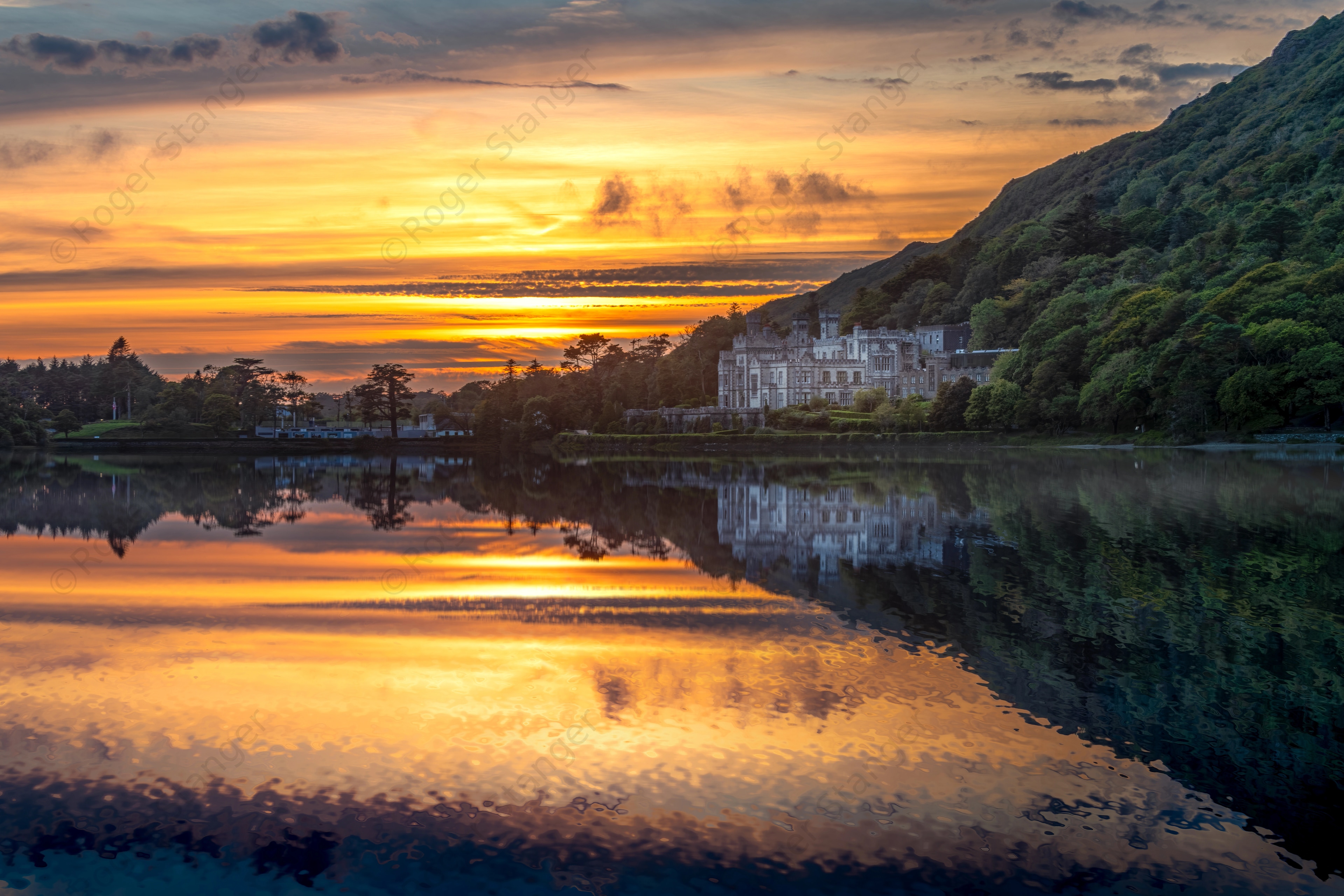 Kylemore Abbey, Connemara