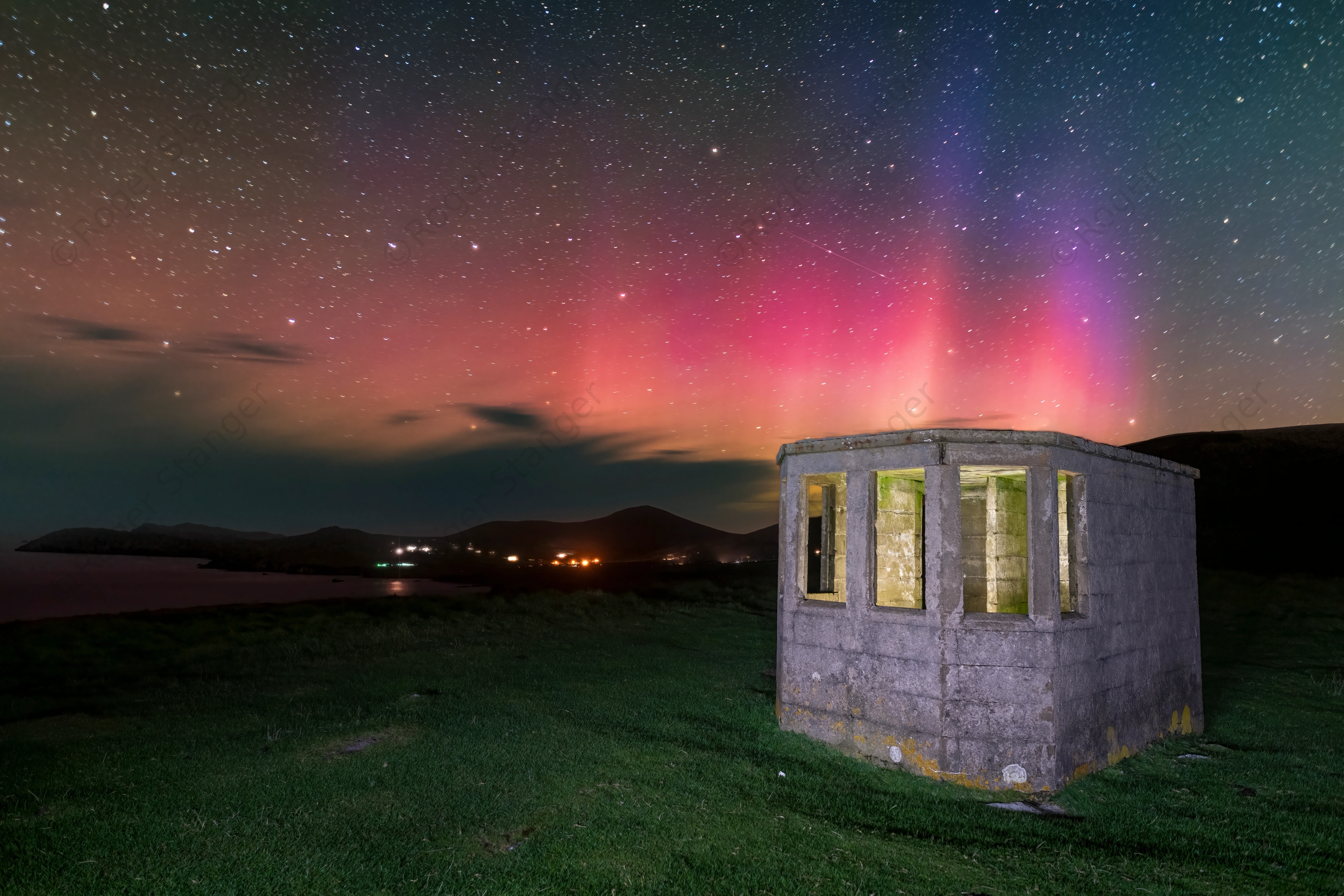 Ireland Dunmore Head Northern Lights 2 