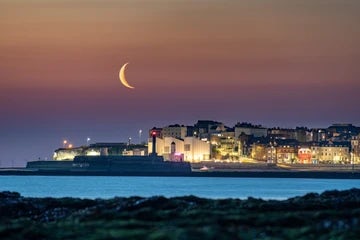 Margate Crescent Moonrise 