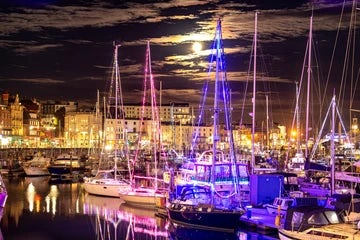 Ramsgate Royal Harbour Christmas Lights 2022 And Full Moon